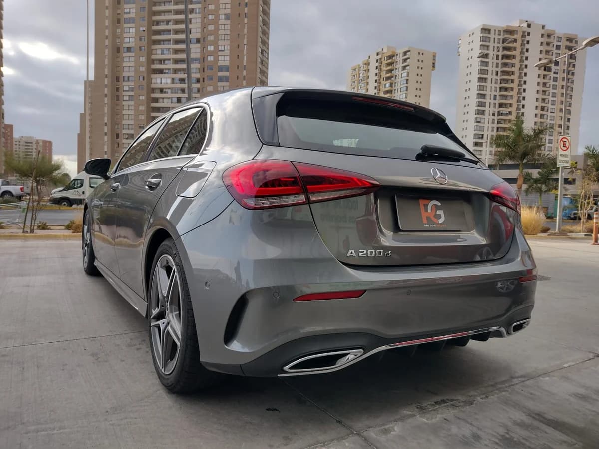 2021 MERCEDES BENZ A200 D AUT - Imagen 4