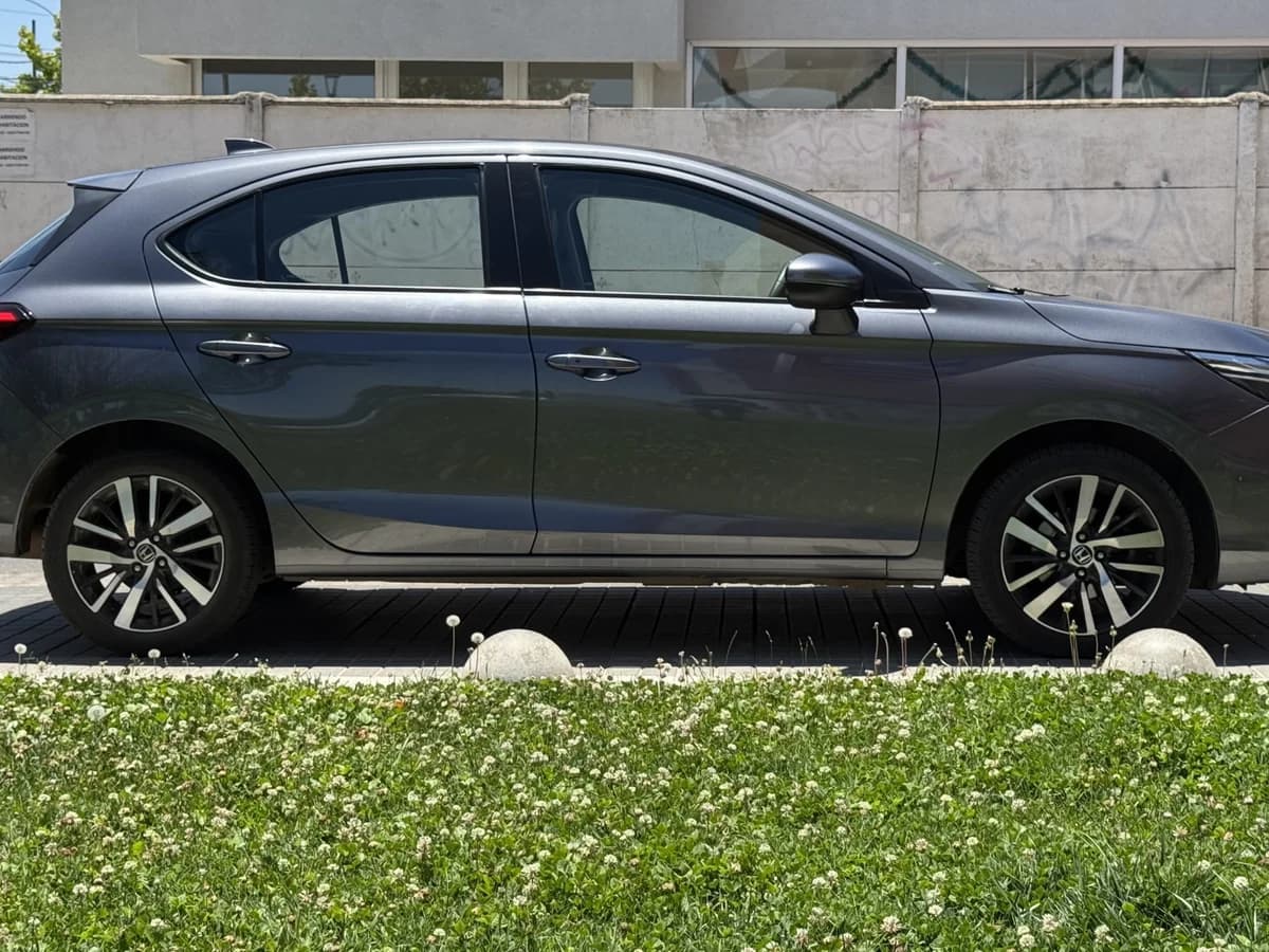 2023 HONDA CITY EXL HB 1.5 AUT - Imagen 4