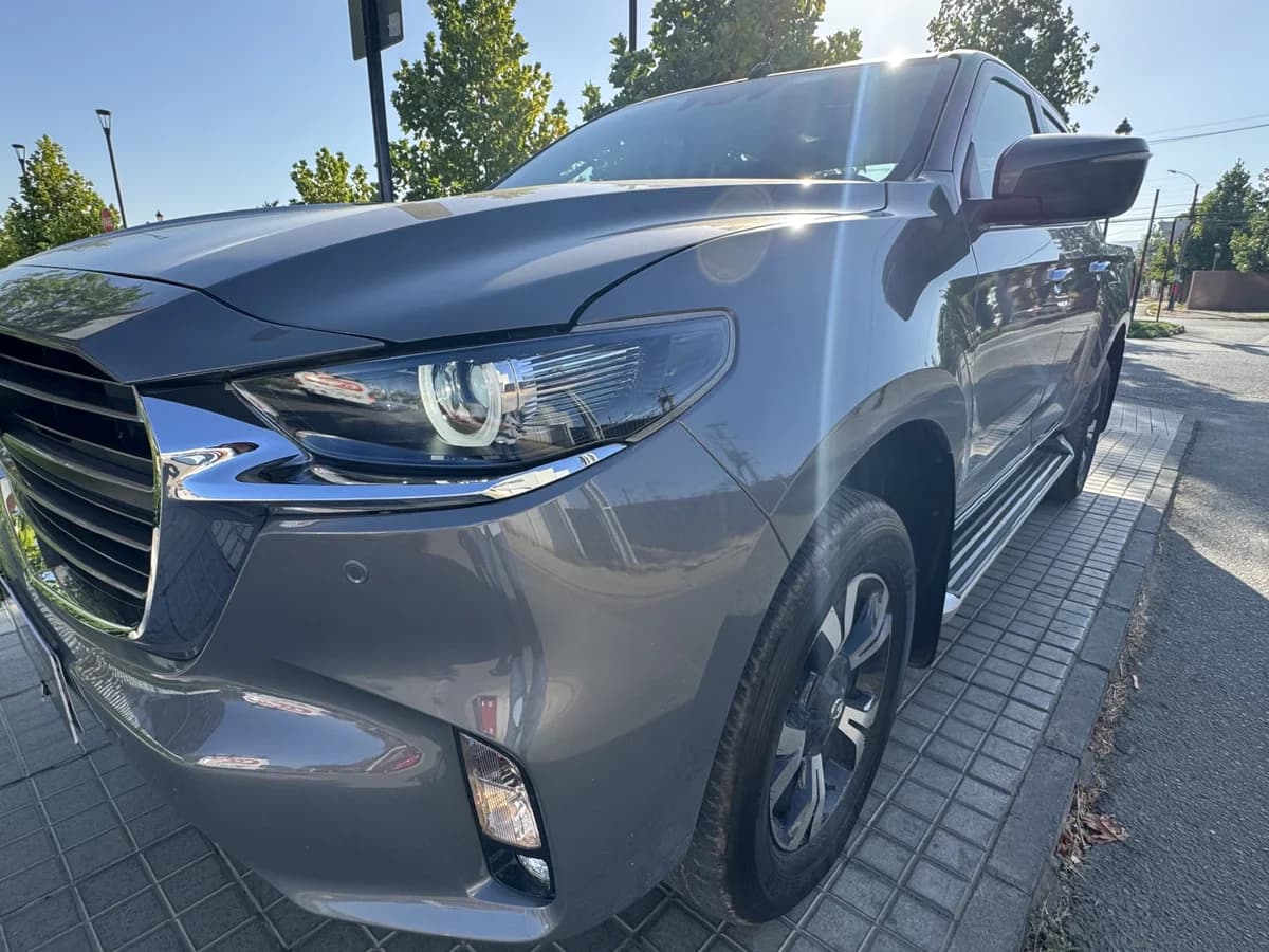 2022 MAZDA ALL NEW BT 50 4X4 3.0 AUT - Imagen 3