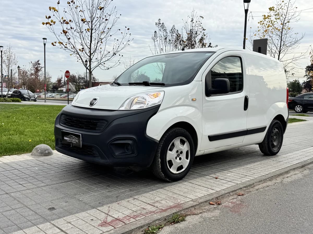 2021 RAM VAN 700 CITY 5P 1.2 - Imagen 3