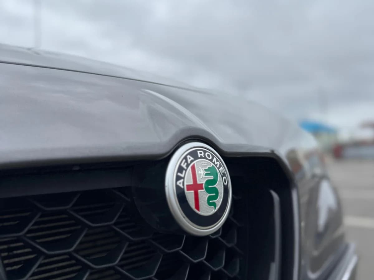 2023 ALFA ROMEO STELVIO SUPER AWD 2.0 AUT - Imagen 4