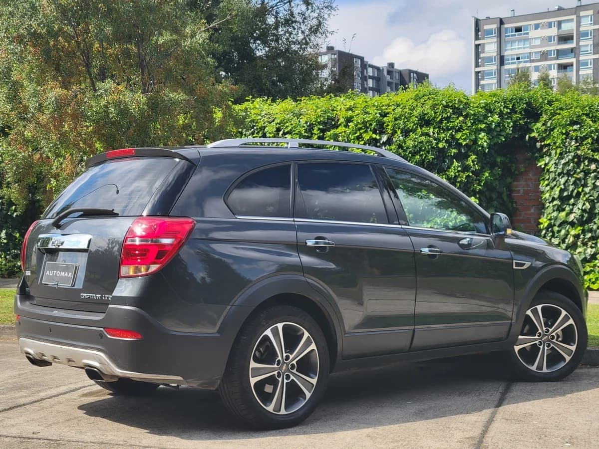 2017 CHEVROLET CAPTIVA LTZ AWD 2.2 AT - Imagen 4