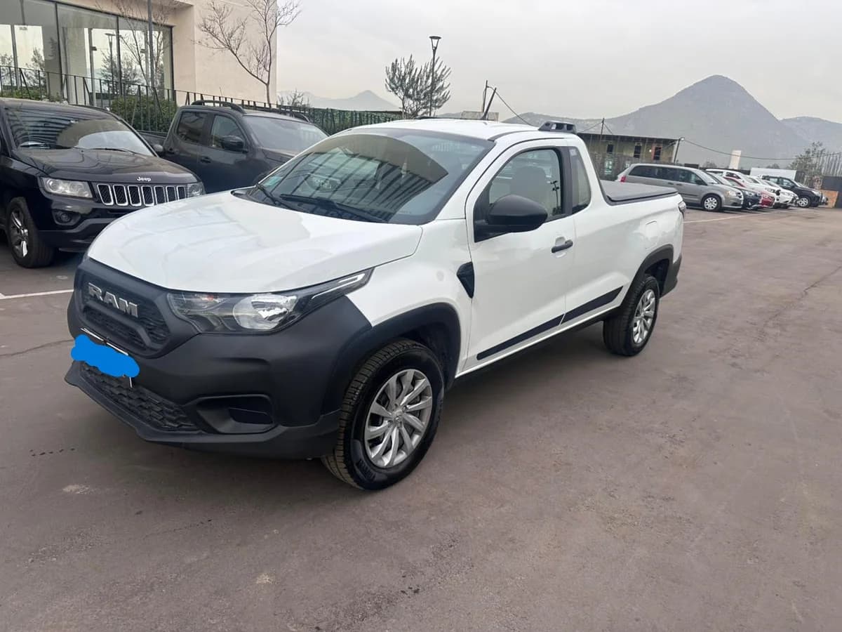 2024 RAM RAM 700 - Imagen 1