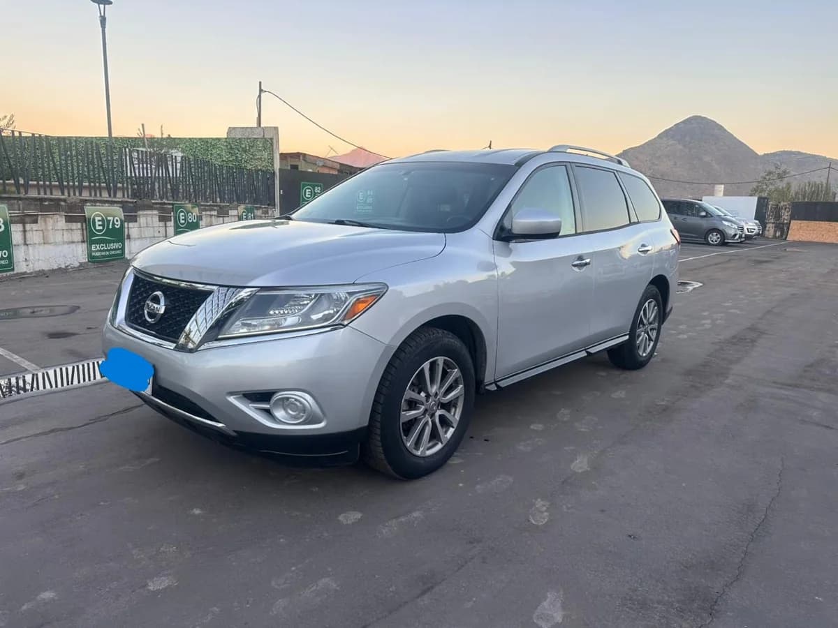 2016 NISSAN Pathfinder - Imagen 1