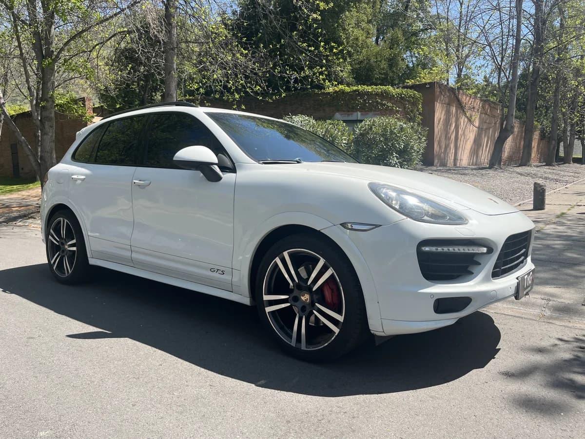 2013 PORSCHE CAYENNE GTS - Imagen 1