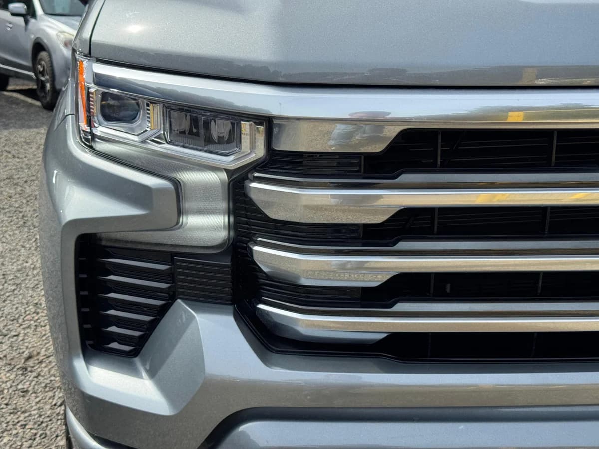 FACTURABLE - CHEVROLET SILVERADO HIGH COUNTRY 2025 - Imagen 3