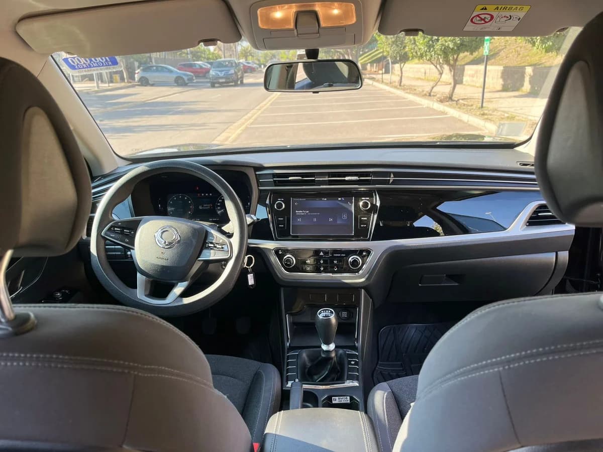 2021 SSANGYONG NEW KORANDO LX 1.5 - Imagen 3