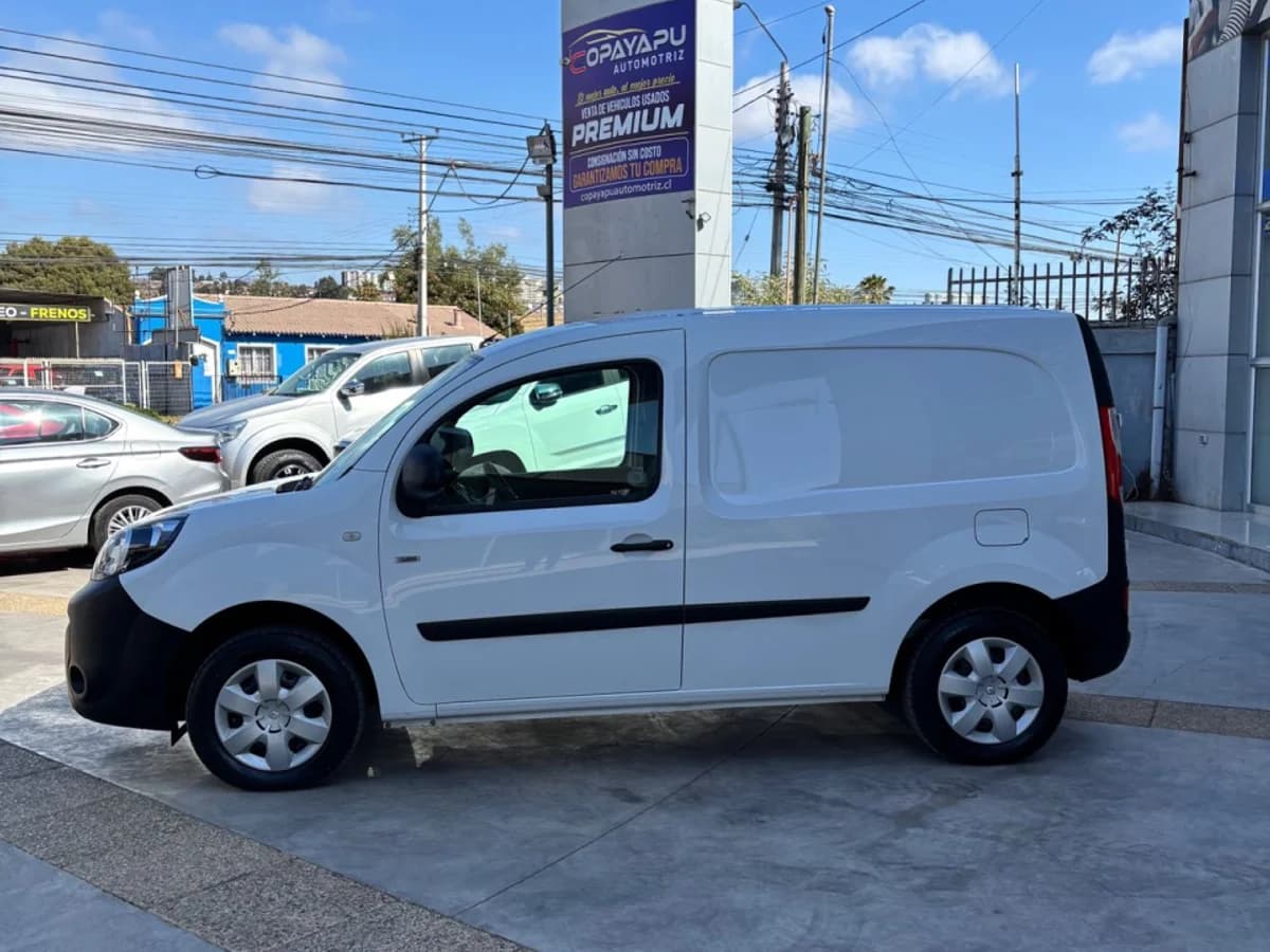 2022 RENAULT KANGOO ZE AT - Imagen 4