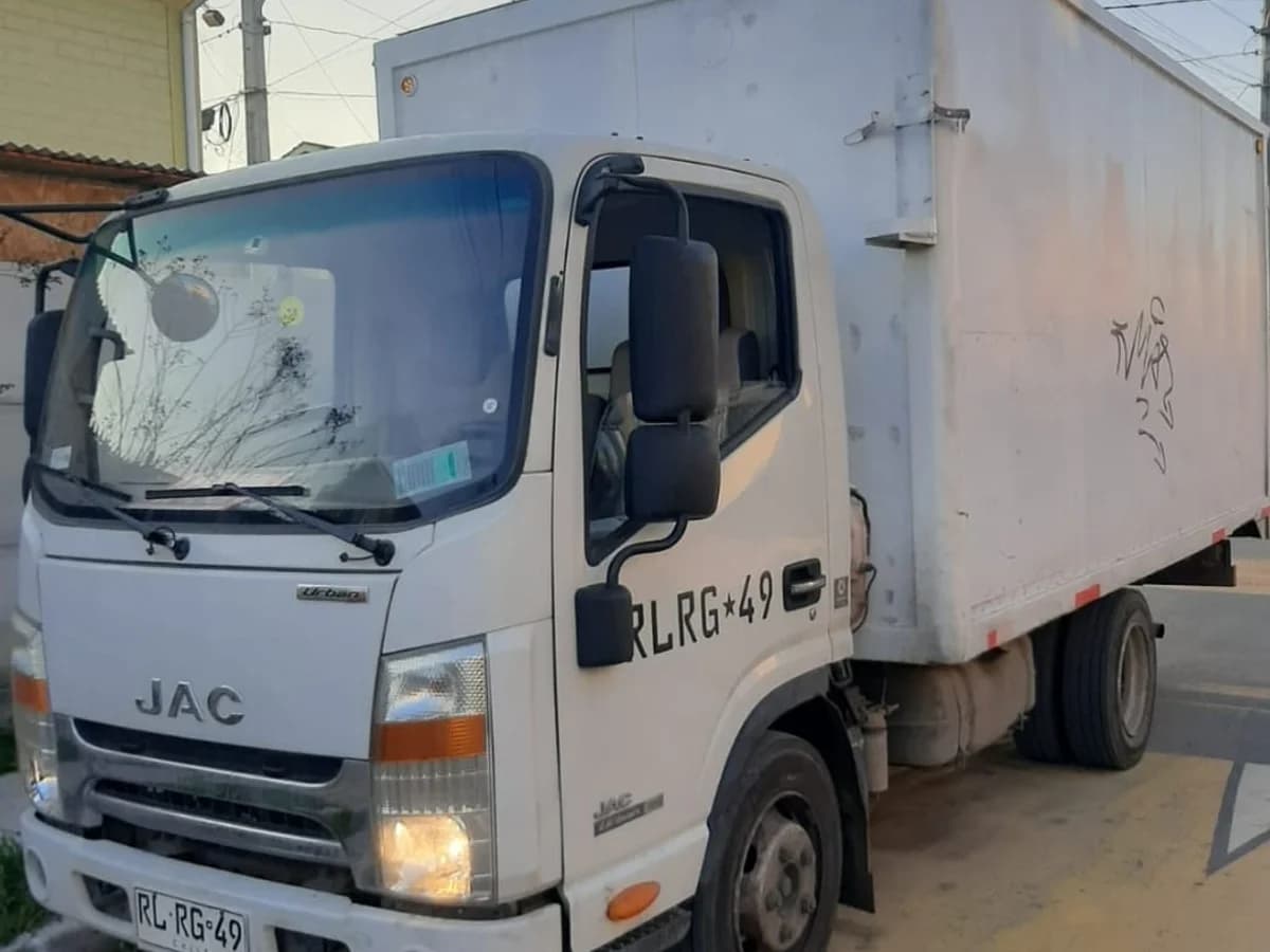 2022 JAC URBAN HFC 1040 - Imagen 2