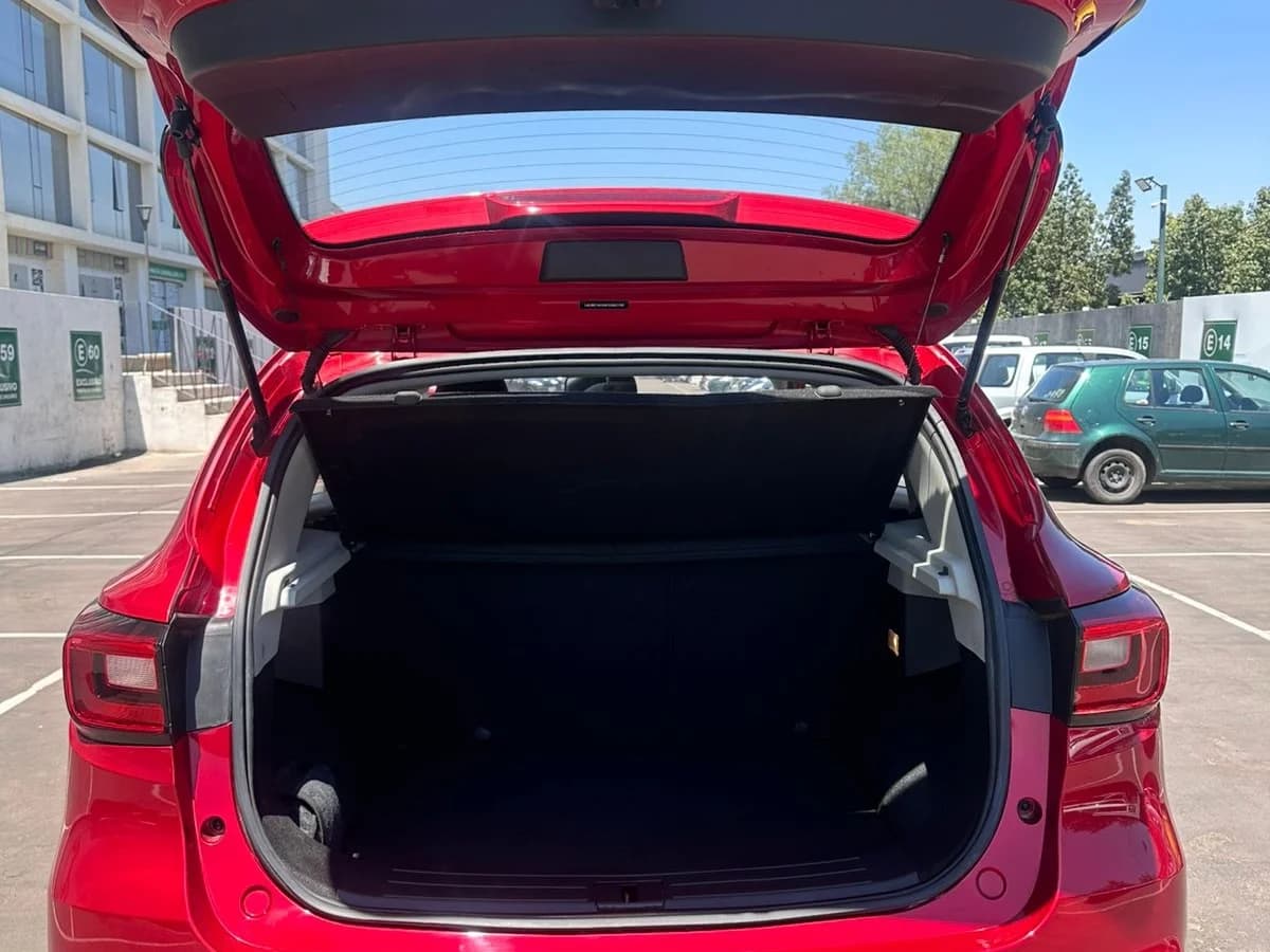 2024 MG ZS 5P 1.5 - Imagen 3