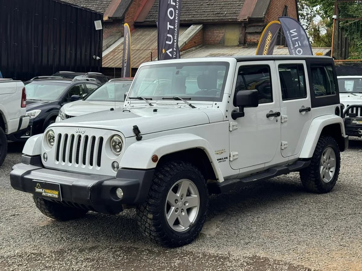 JEEP WRANGLER SAHARA 2015 - Imagen 4