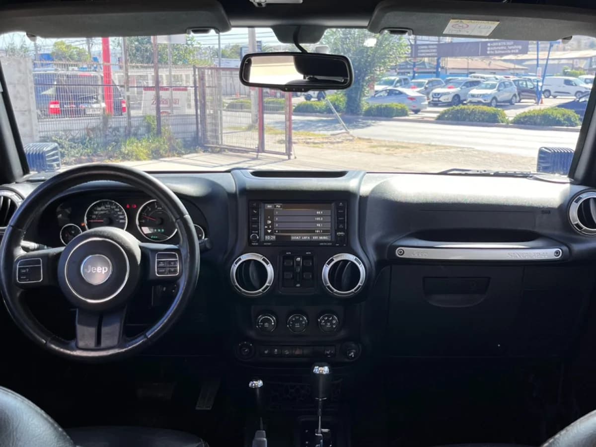 2015 Jeep Wrangler - Imagen 4