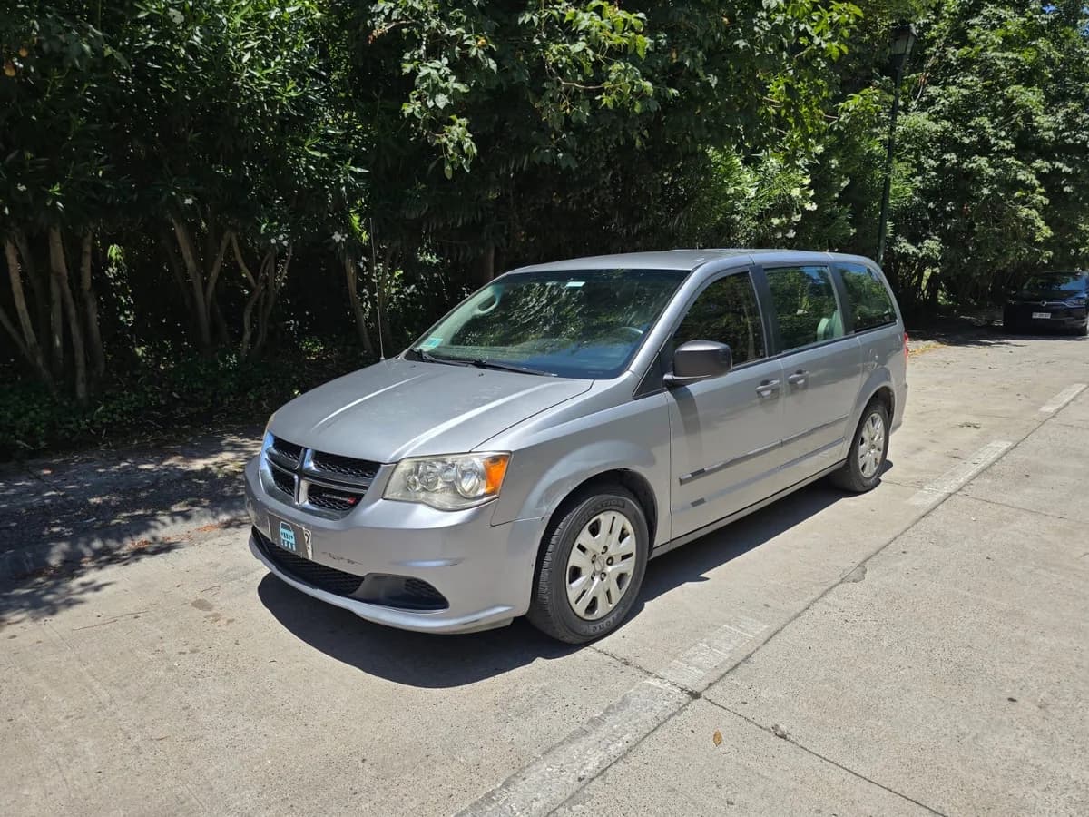2015 DODGE GRAND CARAVAN 3.6 AUT - Imagen 1