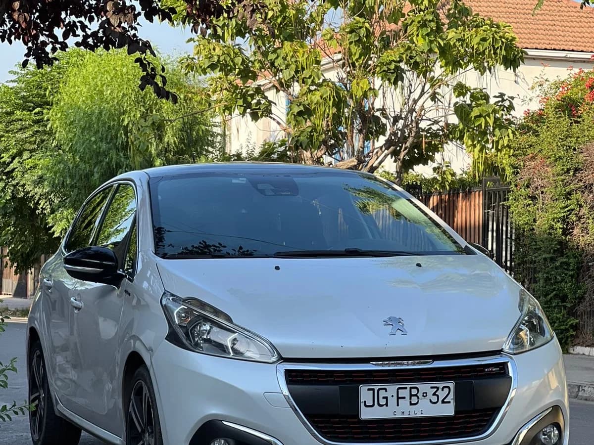 2017 PEUGEOT 208 GT LINE 1.2 AUT - Imagen 1