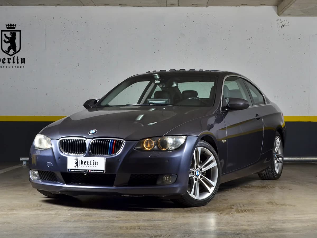 2008 BMW 330 - Imagen 1