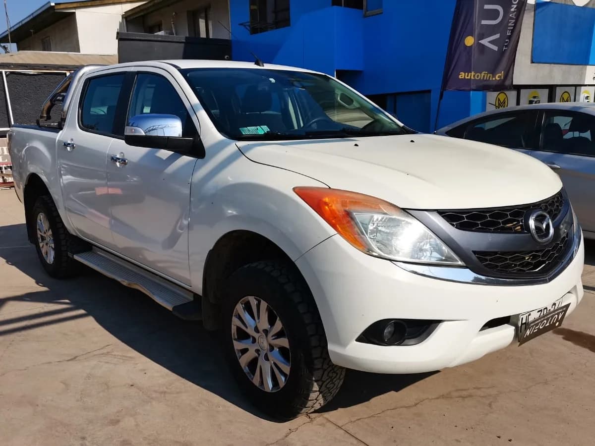 2016 MAZDA NEW BT 50 DCAB SDX 2.2 - Imagen 2