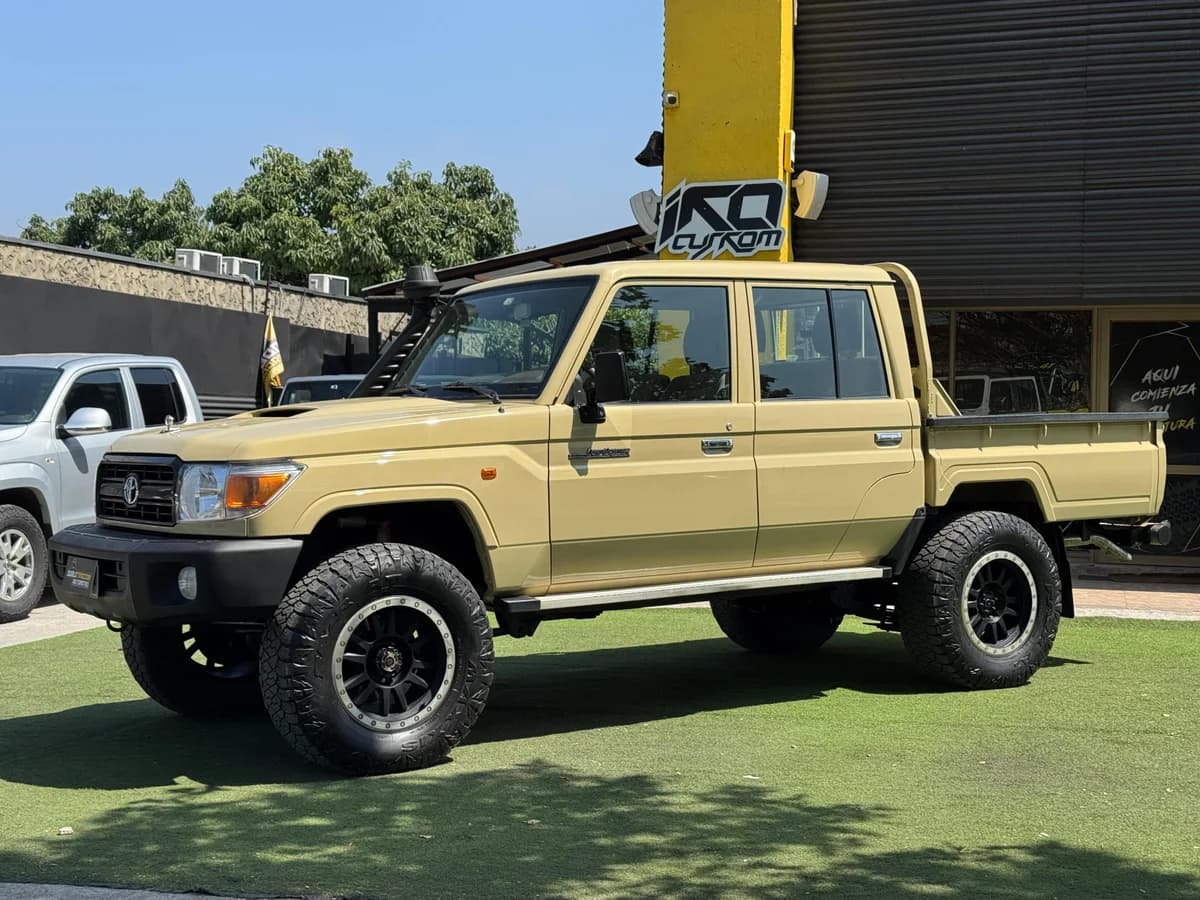 TOYOTA LAND CRUISER J86 2023 - Imagen 4
