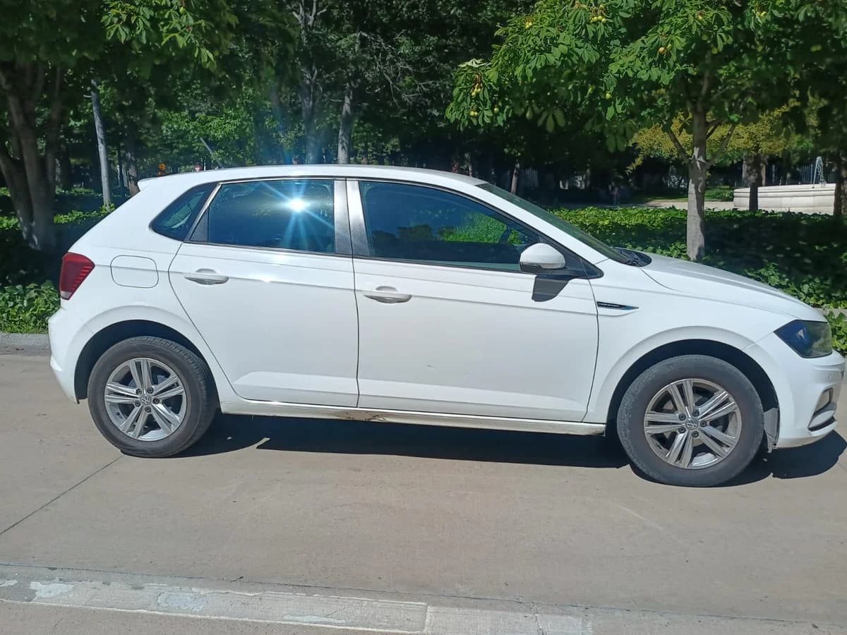 2021 VOLKSWAGEN POLO - Imagen 4