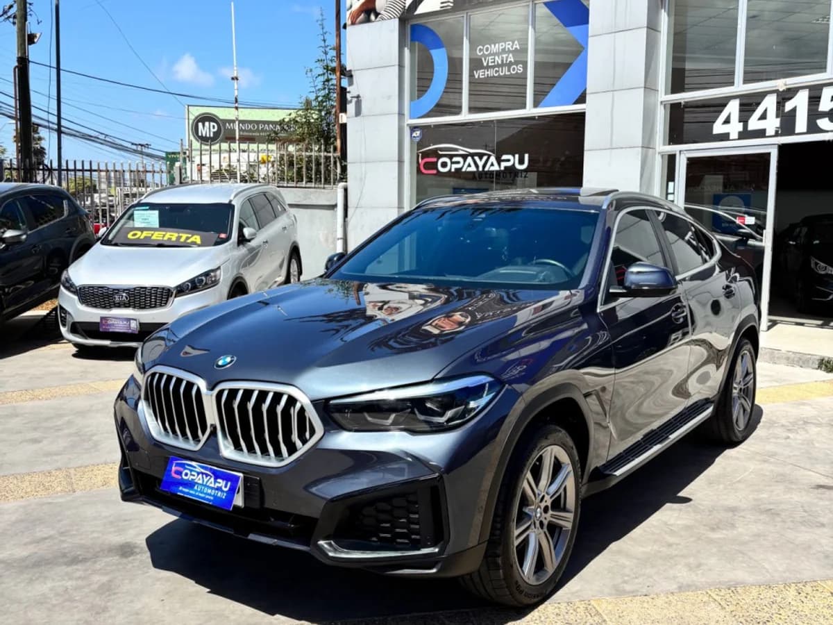 2022 BMW X6 XDRIVE 40I - Imagen 3