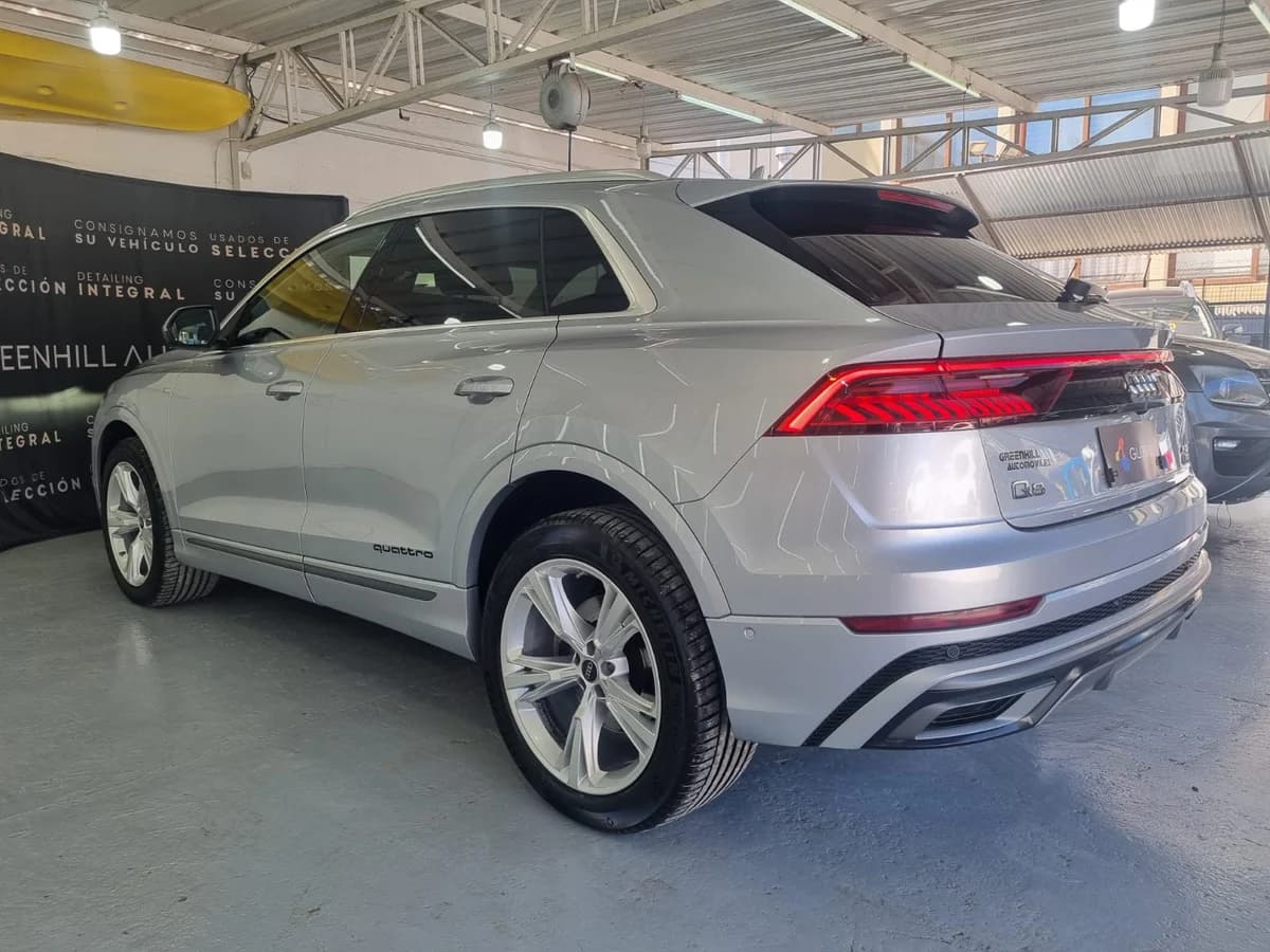 2022 AUDI Q8 - Imagen 5
