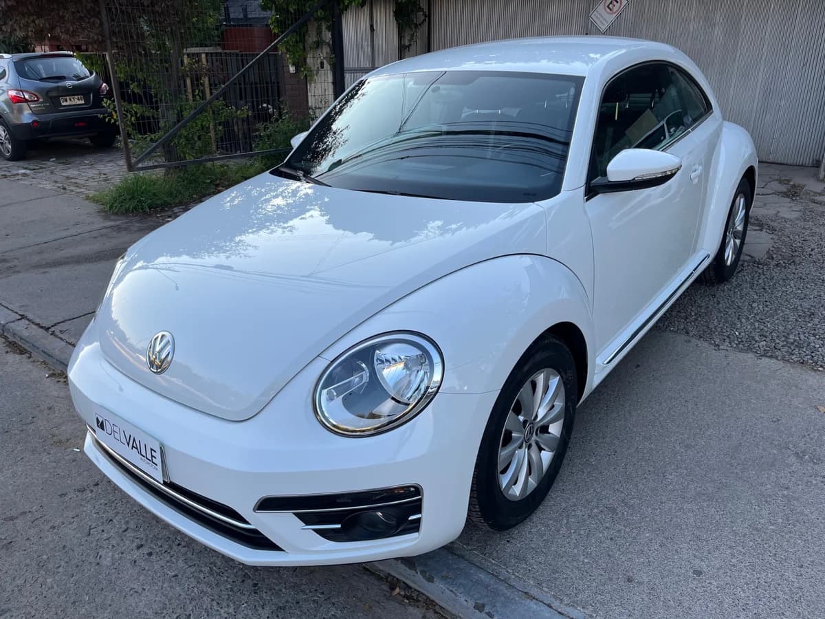2018 VOLKSWAGEN BEETLE 1.4 AUT - Imagen 1