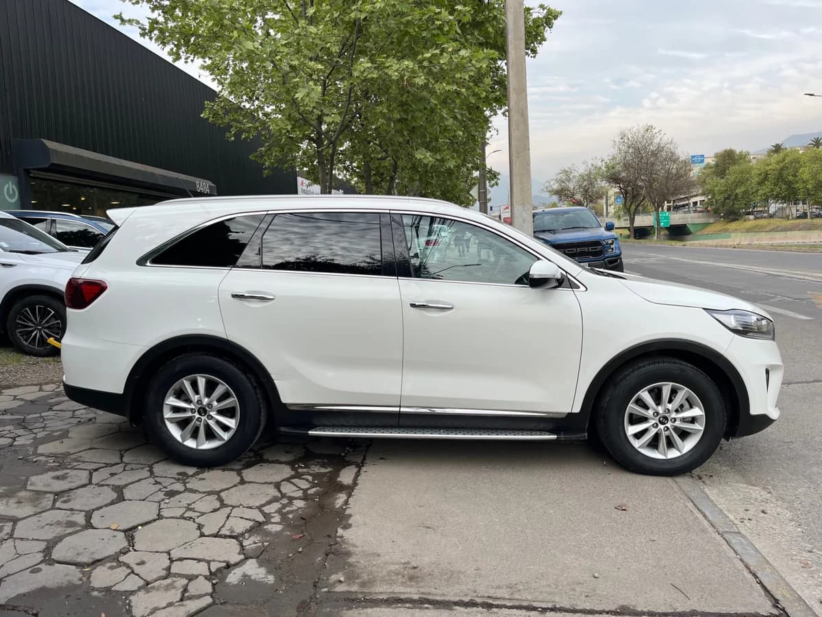 2019 KIA MOTORS SORENTO EX 2.4 AUT - Imagen 4