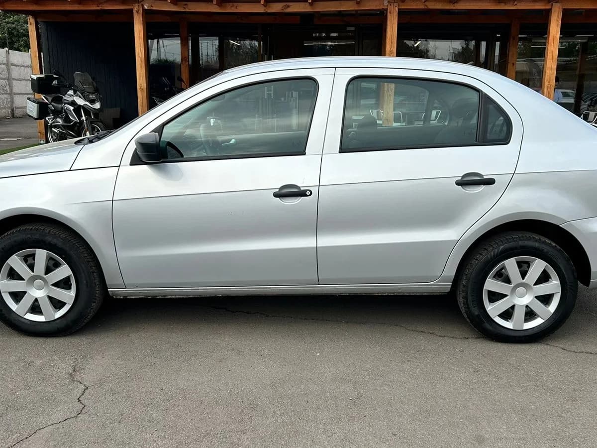 2019 VOLKSWAGEN VOYAGE POWER 1.6 - Imagen 5