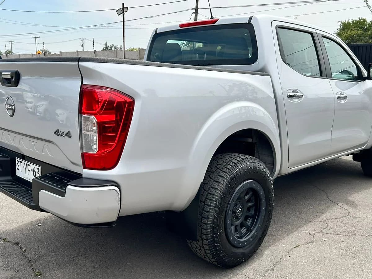 2023 NISSAN NAVARA D CAB MT 4X4 2.3 - Imagen 5