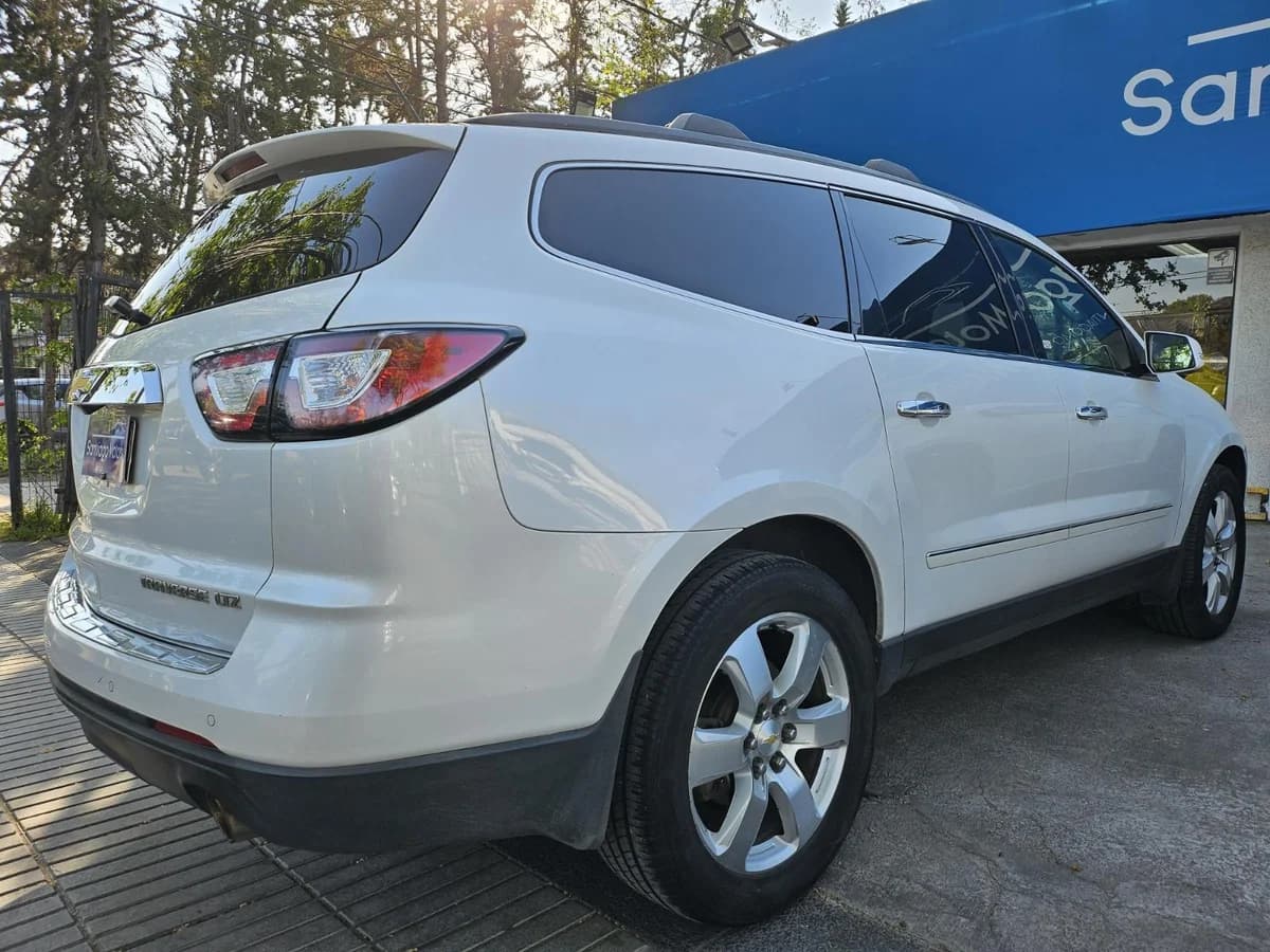 2017 CHEVROLET TRAVERSE LTZ - Imagen 4