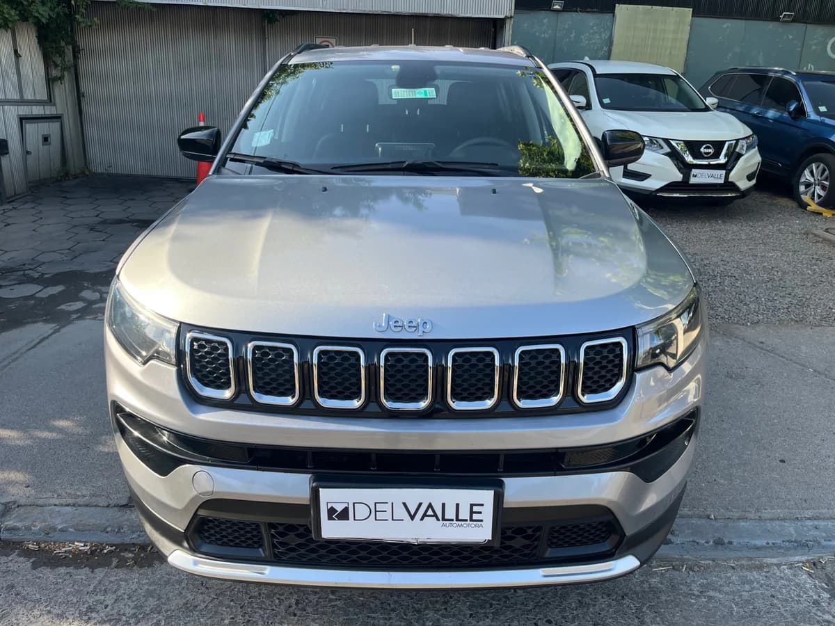 2022 JEEP COMPASS LONGITUDE 1.3 AUT - Imagen 2