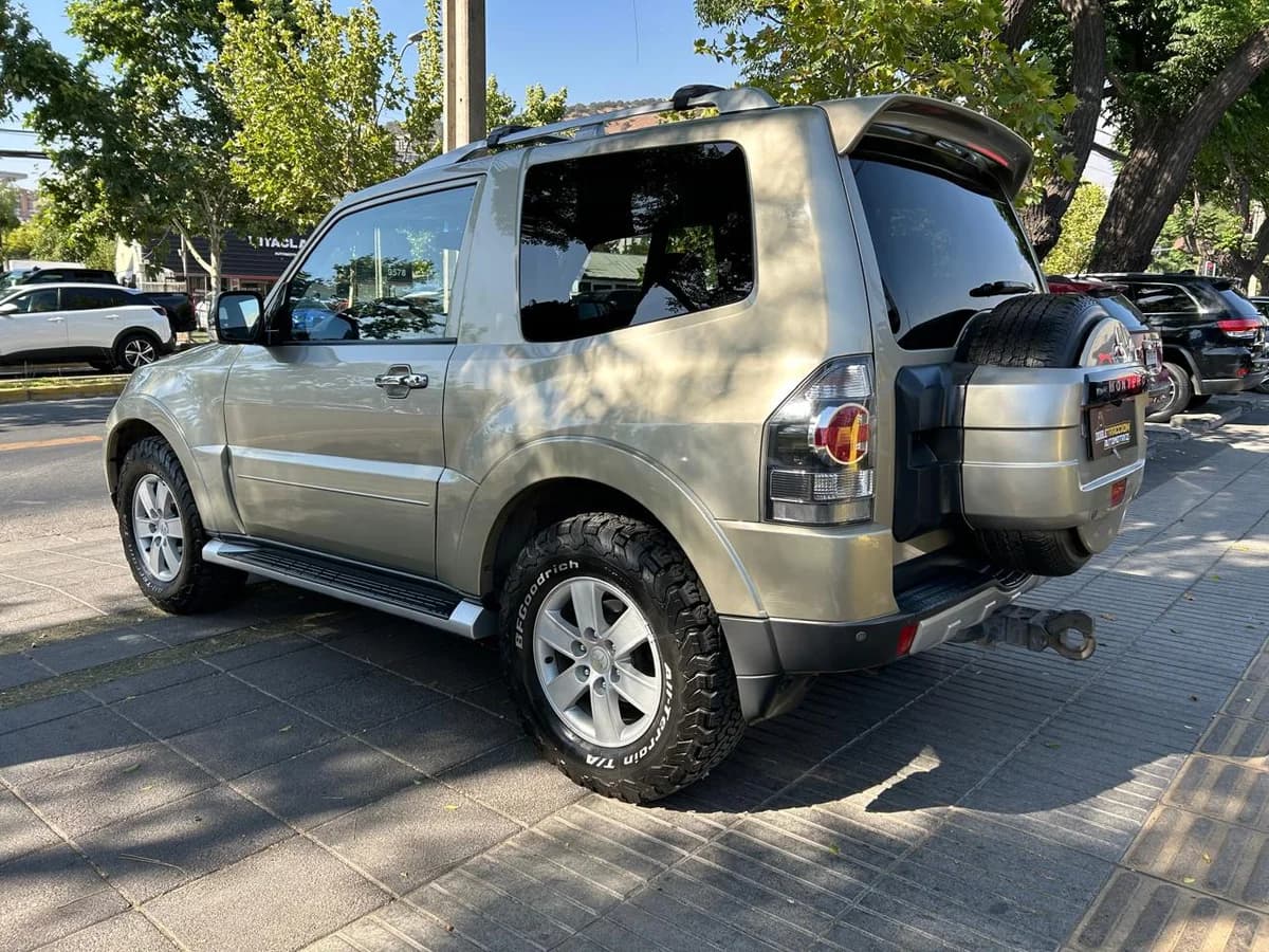 2009 MITSUBISHI MONTERO 3.8 - Imagen 5