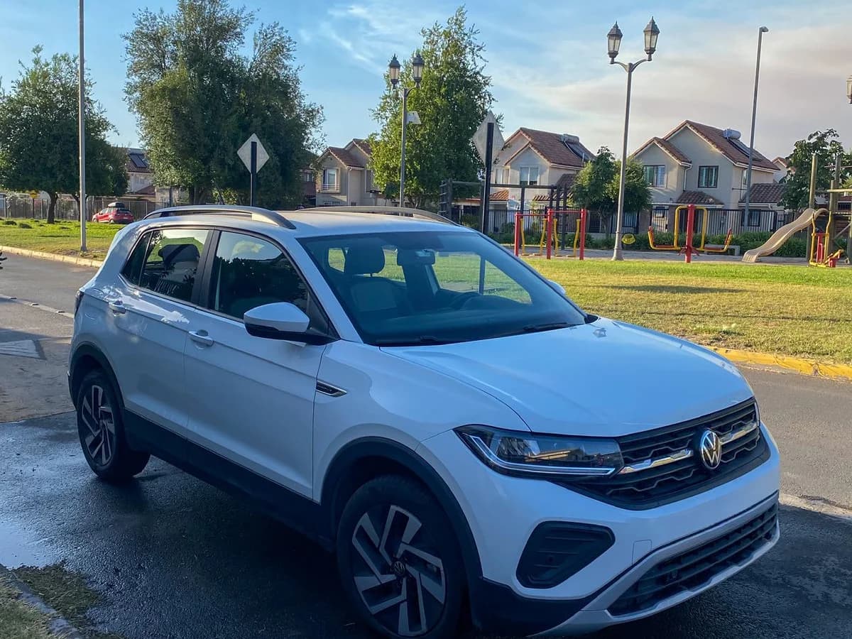 2025 VOLKSWAGEN T-CROSS 1.0L TSI COMFORTLINE MT 4X2