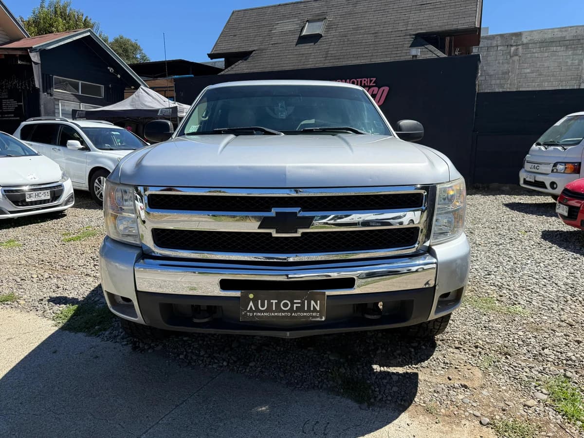 CHEVROLET SILVERADO AÑO 2011 4X4 AUTOMÁTICA 5.3