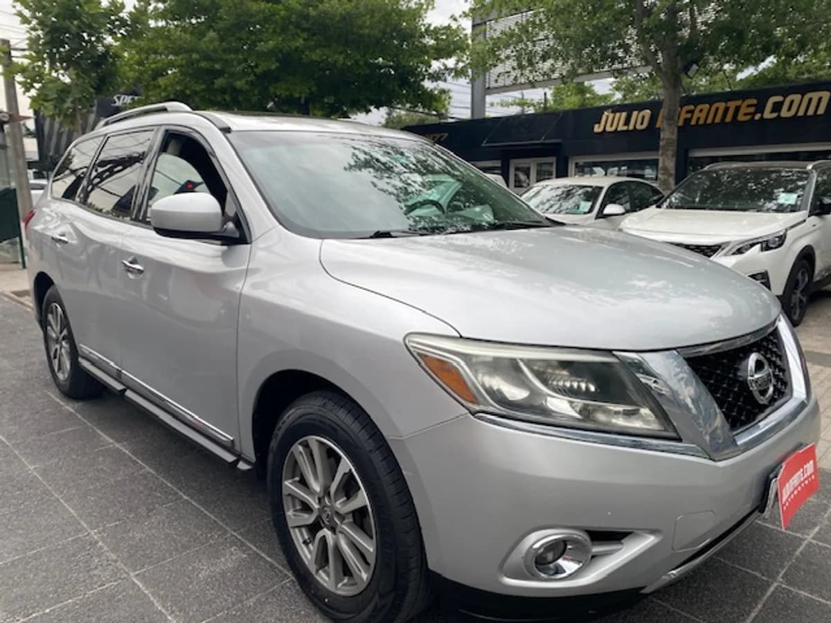 NISSAN PATHFINDER 4x4 3.5 Aut. 2014