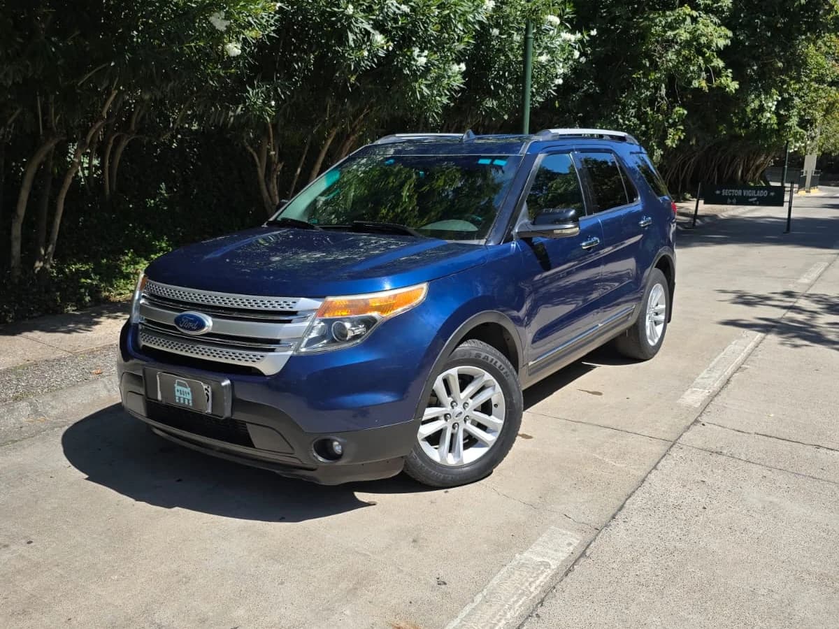 FORD EXPLORER XLT 3.5L V6 4X2 AÑO 2012