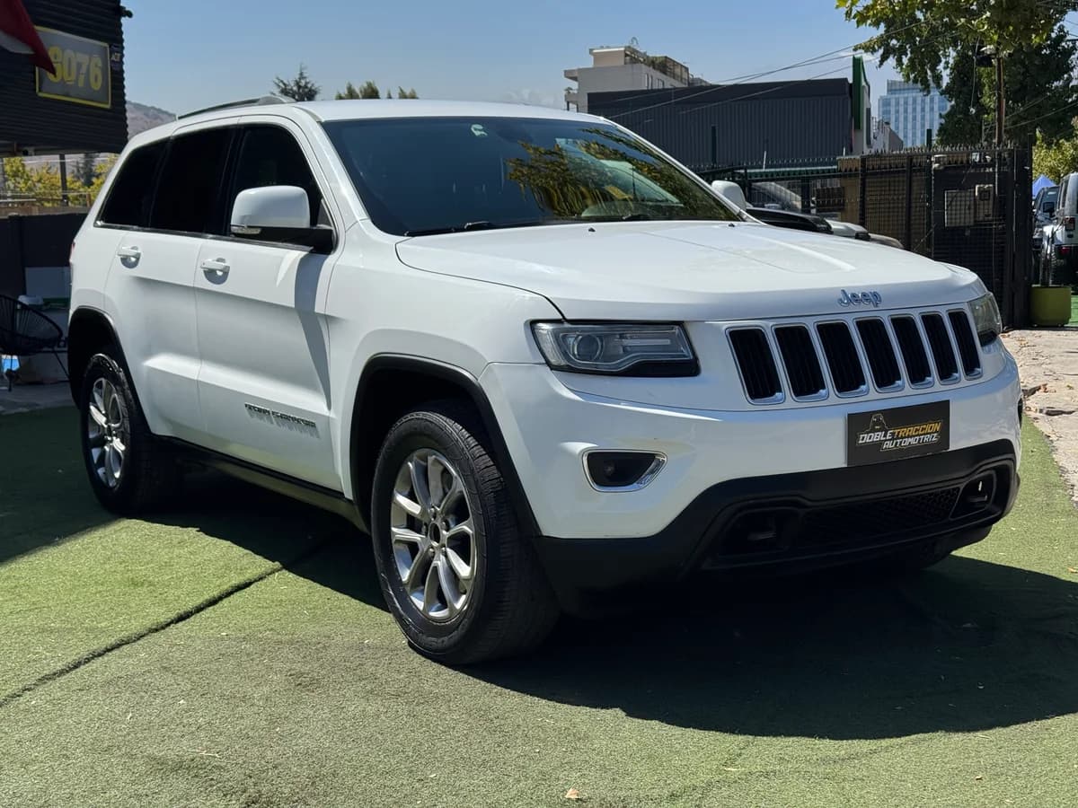 JEEP GRAND CHEROKEE LAREDO 2014